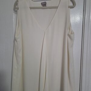 Chico's Cream Sleeveless Women's Top